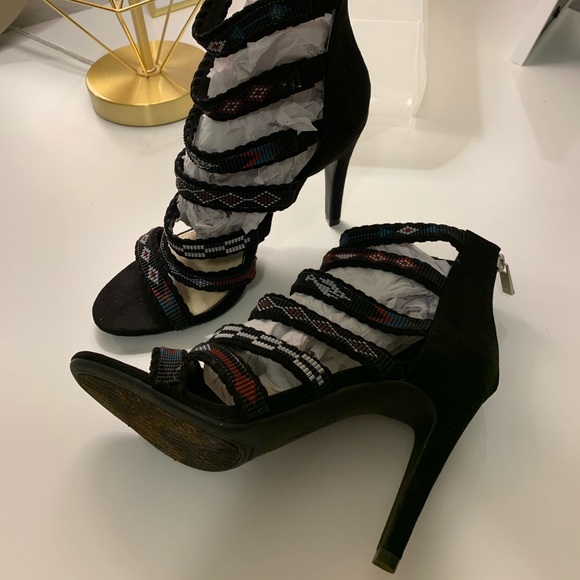 Jessica Simpson ‘Etienne’ Beaded Sandals - Picture 4 of 4